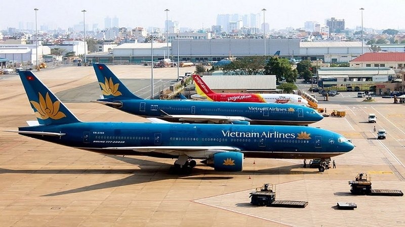 tàu bay tại sân bay quốc tế Cam Ranh