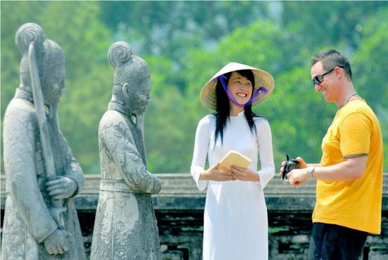 Hướng dẫn viên du lịch Nha Trang